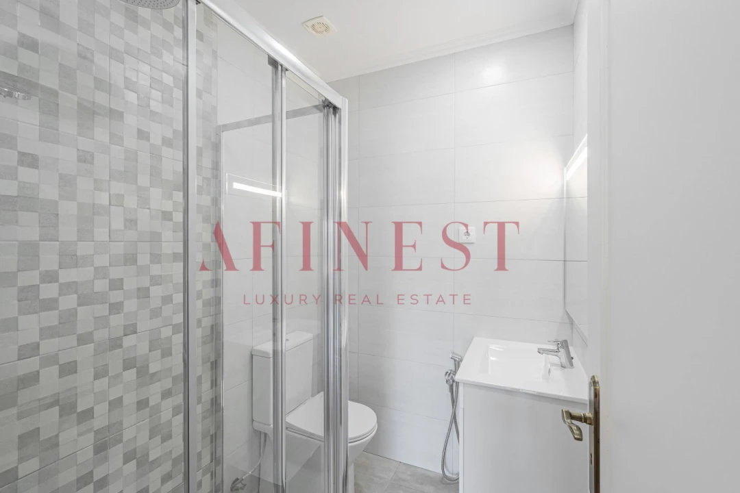 Apartamento T4 para Arrendamento em Almada, Cova da Piedade, Pragal e Cacilhas Foto 18