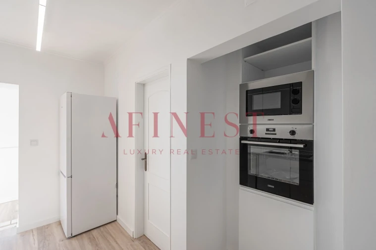 Apartamento T4 para Arrendamento em Almada, Cova da Piedade, Pragal e Cacilhas Foto 12