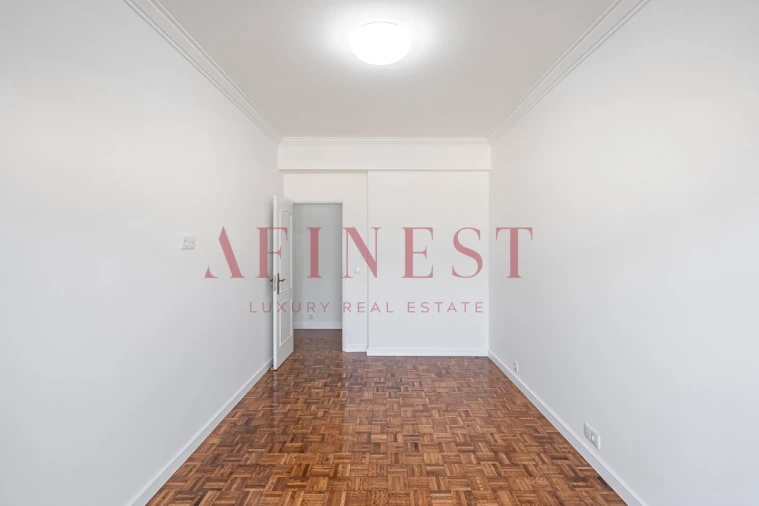 Apartamento T4 para Arrendamento em Almada, Cova da Piedade, Pragal e Cacilhas Foto 22