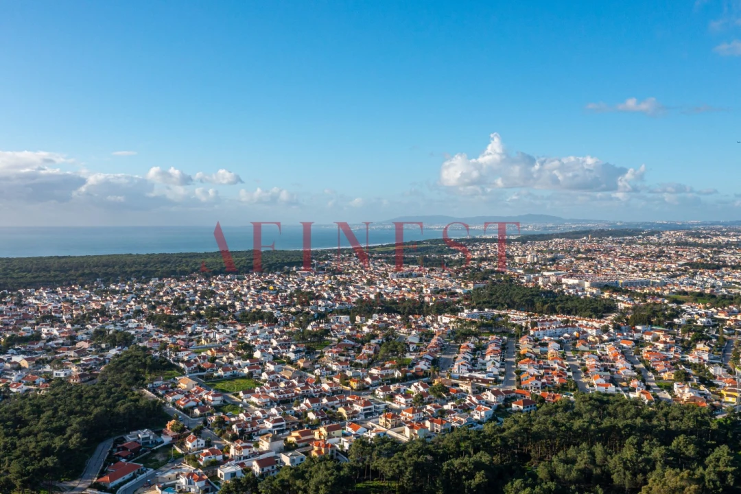 Moradia T5 para Venda em Charneca de Caparica e Sobreda Foto 56