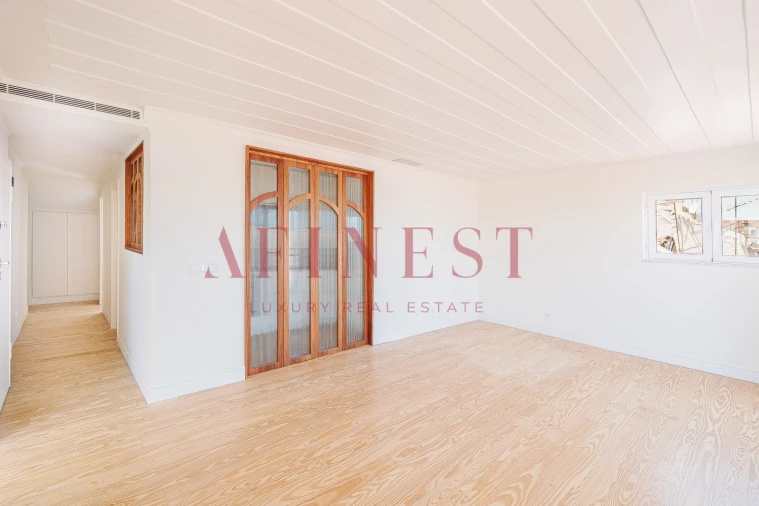 Apartamento T2 para Venda em Santa Maria Maior Foto 7