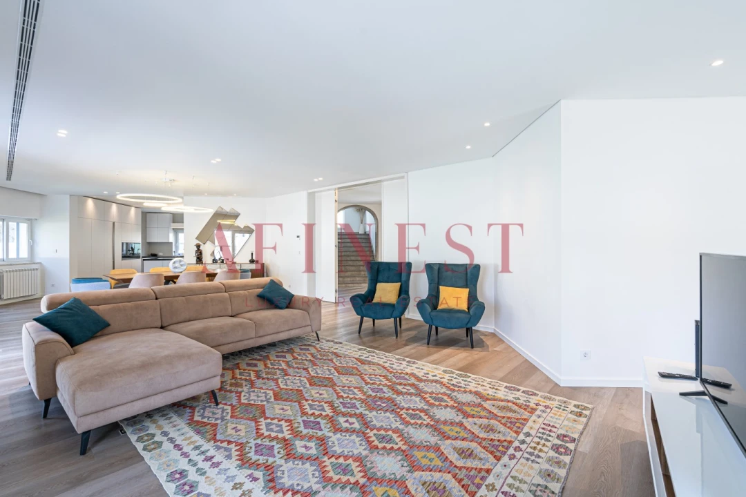 Moradia T8 para Venda em Cascais e Estoril Foto 23