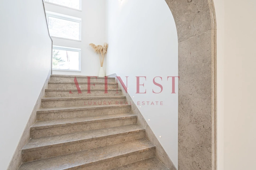 Moradia T8 para Venda em Cascais e Estoril Foto 30