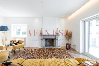 Moradia T8 para Venda em Cascais e Estoril