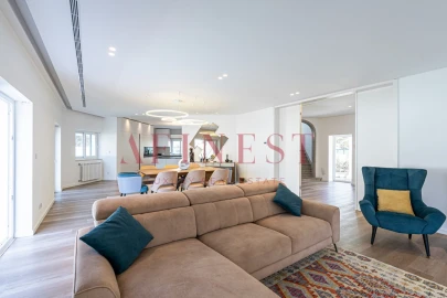 Moradia T8 para Venda em Cascais e Estoril