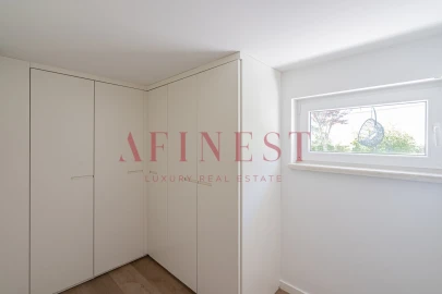 Moradia T8 para Venda em Cascais e Estoril