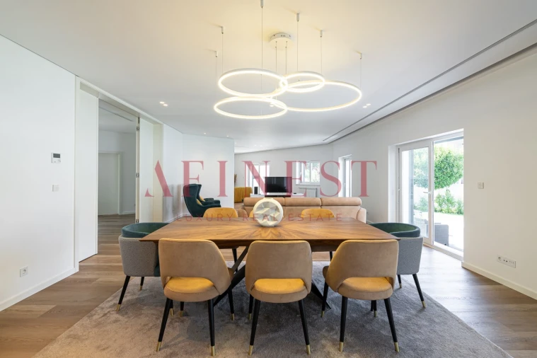 Moradia T8 para Venda em Cascais e Estoril Foto 16