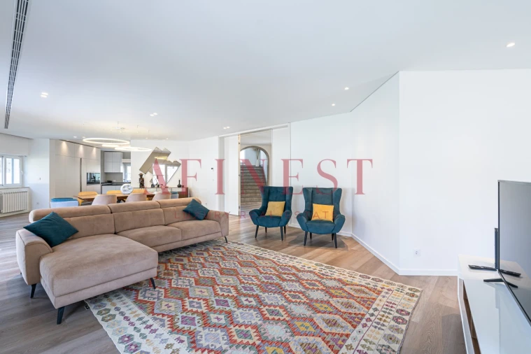 Moradia T8 para Venda em Cascais e Estoril Foto 23