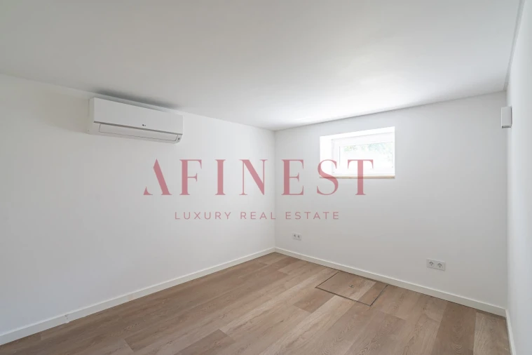 Moradia T8 para Venda em Cascais e Estoril Foto 51