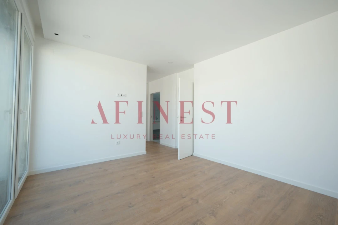 Moradia T4 para Venda em Ericeira Foto 22