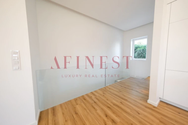 Apartamento T3 para Arrendamento em Carcavelos e Parede Foto 16