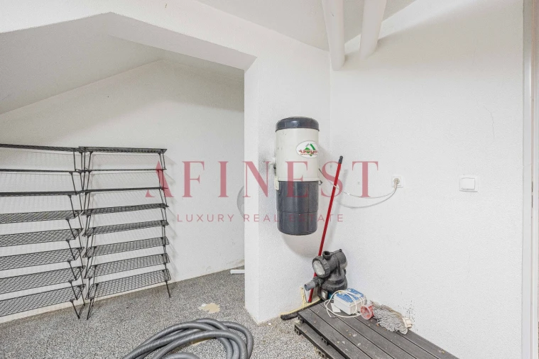 Moradia T4 para Arrendamento em Carcavelos e Parede Foto 67