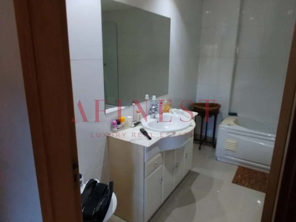 Apartamento T2 para Arrendamento em Alcabideche Foto 15