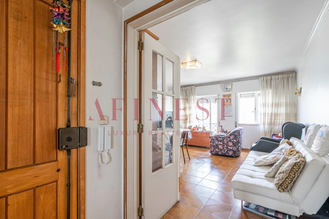 Apartamento T3 para Venda em Carcavelos e Parede Foto 4