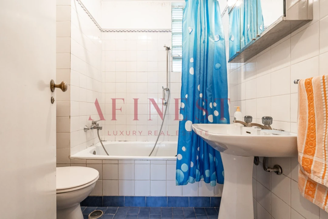 Apartamento T3 para Venda em Carcavelos e Parede Foto 20