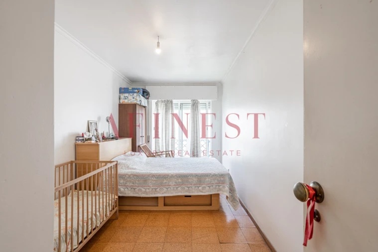 Apartamento T3 para Venda em Carcavelos e Parede Foto 13