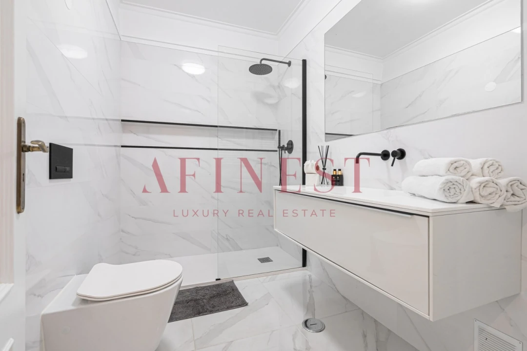 Apartamento T2 para Arrendamento em Santa Maria e São Miguel, São Martinho, São Pedro Penaferrim Foto 31