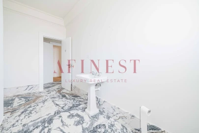 Escritório para Arrendamento em Avenidas Novas