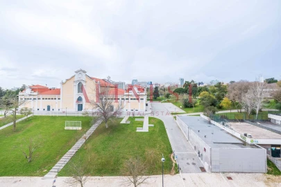 Escritório para Arrendamento em Avenidas Novas