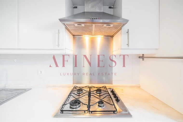 Apartamento T3 para Arrendamento em Santa Maria e São Miguel, São Martinho, São Pedro Penaferrim Foto 12