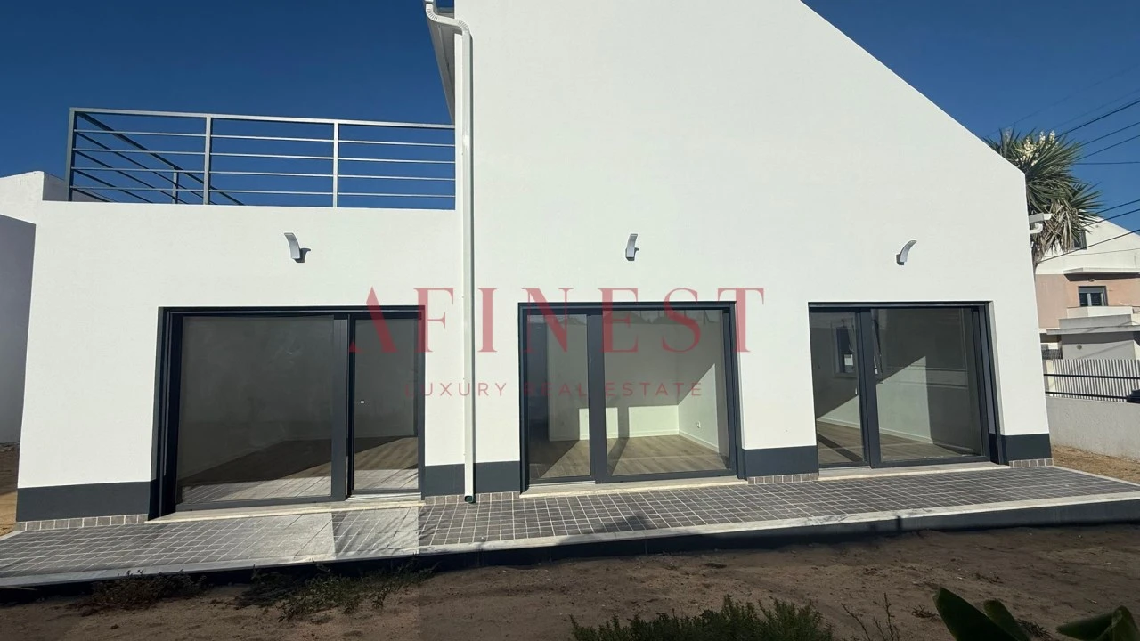 Moradia T3 para Venda em Charneca de Caparica e Sobreda Foto 25