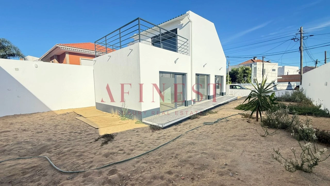 Moradia T3 para Venda em Charneca de Caparica e Sobreda Foto 3