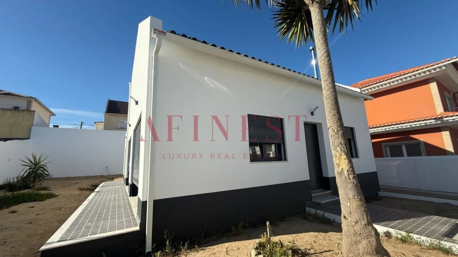 Moradia T3 para Venda em Charneca de Caparica e Sobreda Foto 4