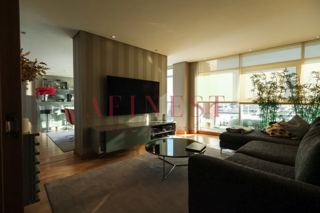 Apartamento T3 para Arrendamento em Parque das Nações Foto 50