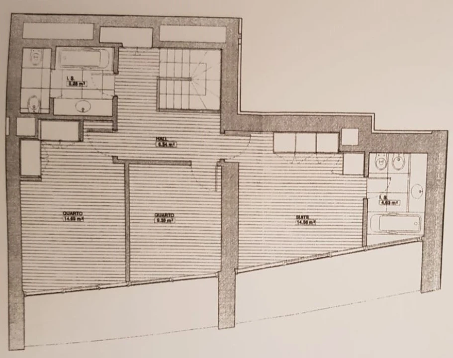 Apartamento T3 para Arrendamento em Parque das Nações Planta 4