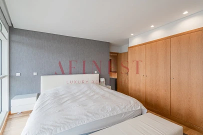 Apartamento T3 para Arrendamento em Parque das Nações