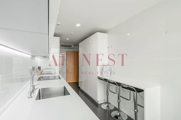 Apartamento T3 para Arrendamento em Parque das Nações Foto 9