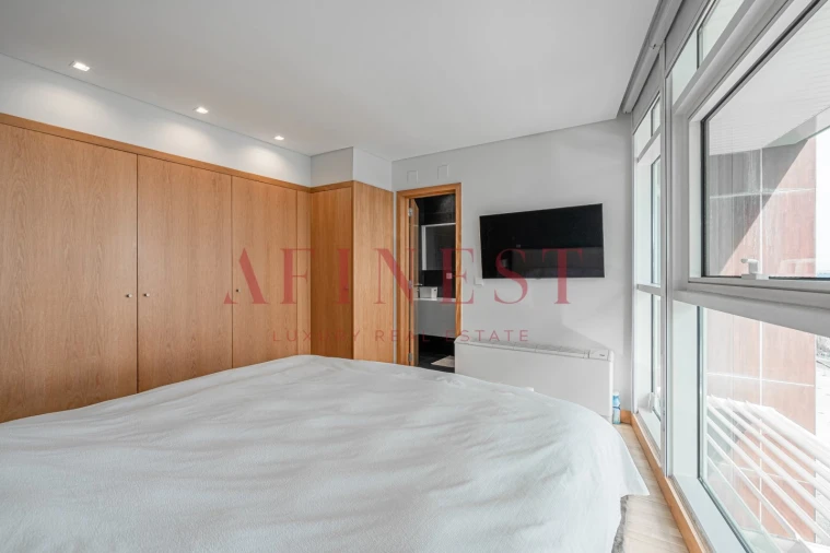 Apartamento T3 para Arrendamento em Parque das Nações Foto 30