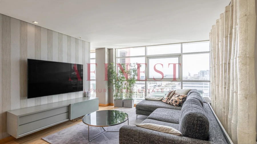 Apartamento T3 para Arrendamento em Parque das Nações