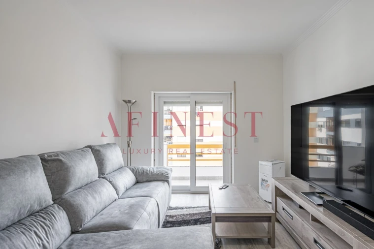 Apartamento T2 para Venda em Amora Foto 8