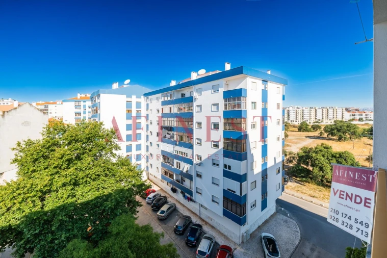 Apartamento T2 para Venda em Amora Foto 28