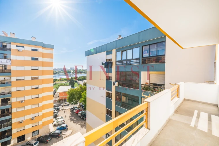 Apartamento T2 para Venda em Amora Foto 33