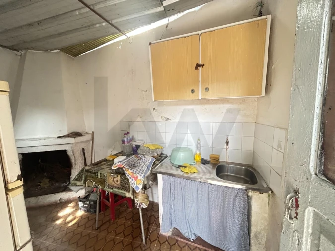 Moradia T2 para Venda em Alcoentre Foto 16