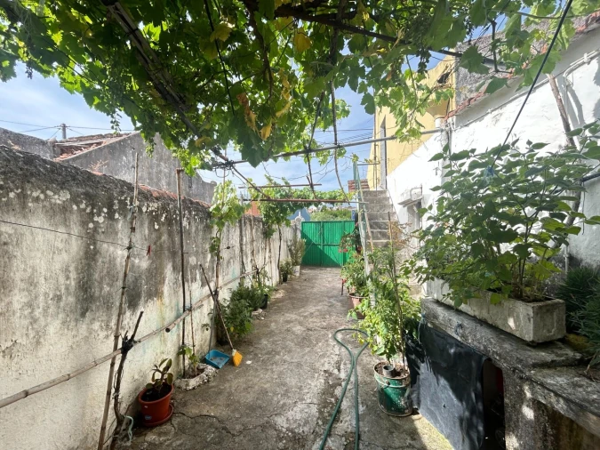 Moradia T2 para Venda em Alcoentre Foto 18