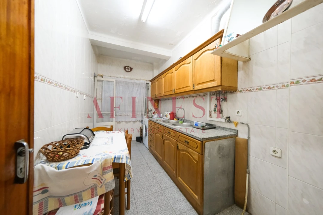 Apartamento T3 para Venda em Almada, Cova da Piedade, Pragal e Cacilhas Foto 1