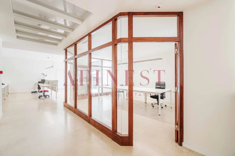 Escritório para Arrendamento em Areeiro Foto 12