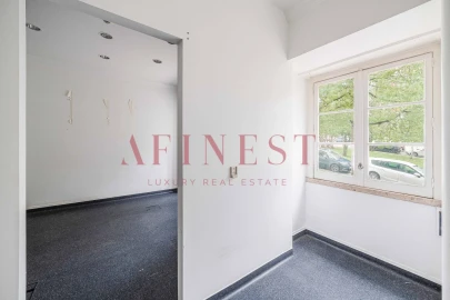 Escritório para Arrendamento em Avenidas Novas