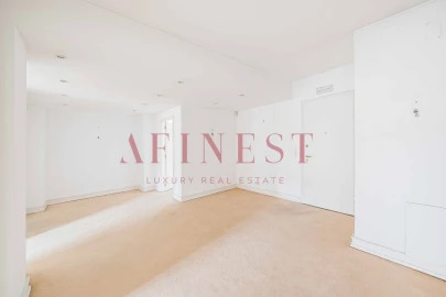 Escritório para Arrendamento em Avenidas Novas