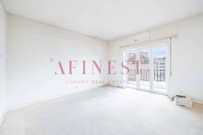 Escritório para Arrendamento em Avenidas Novas