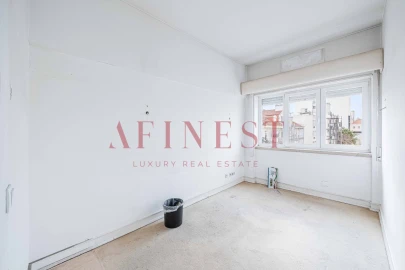 Escritório para Arrendamento em Avenidas Novas