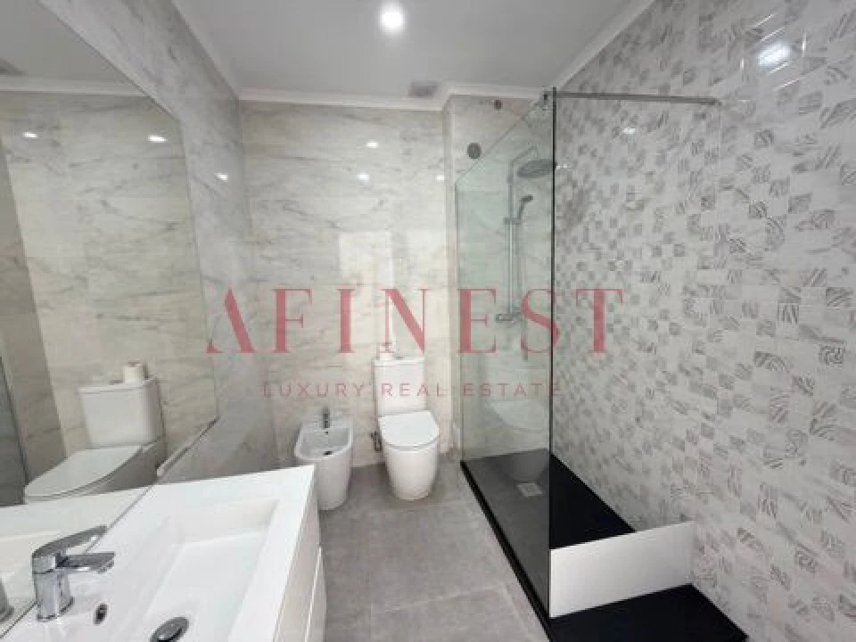 Apartamento T2 para Arrendamento em Amora Foto 14