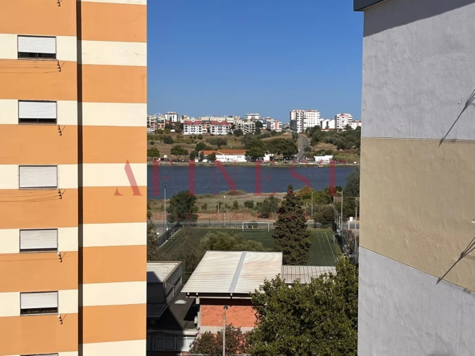 Apartamento T2 para Arrendamento em Amora Foto 29