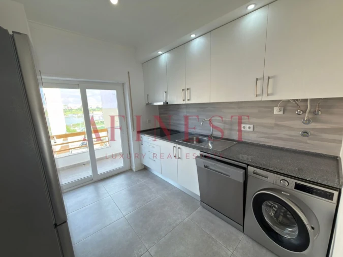 Apartamento T2 para Arrendamento em Amora Foto 1