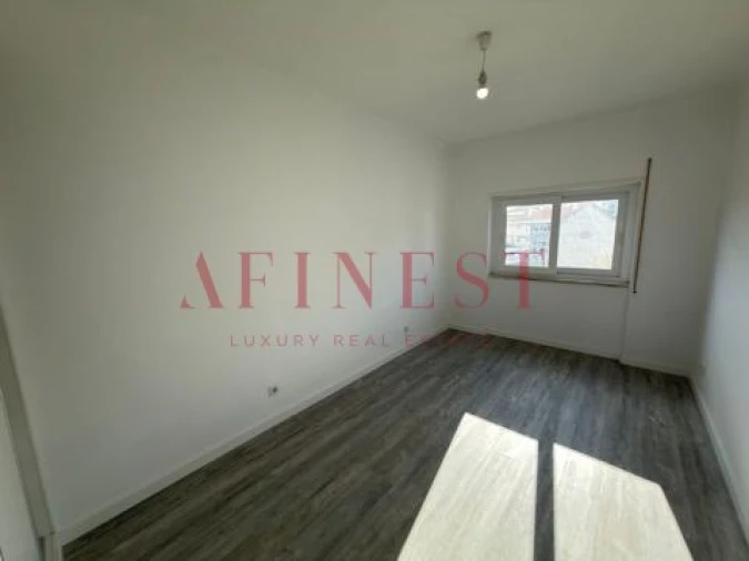 Apartamento T2 para Arrendamento em Amora Foto 16