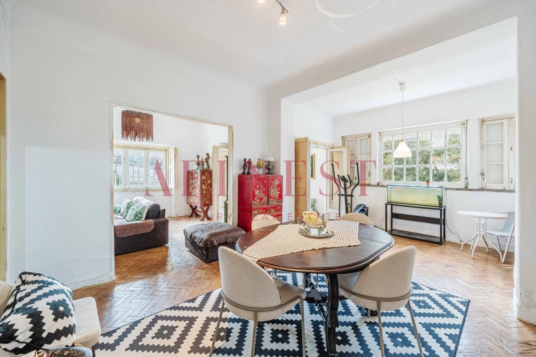 Moradia T5 para Venda em Carcavelos e Parede Foto 19