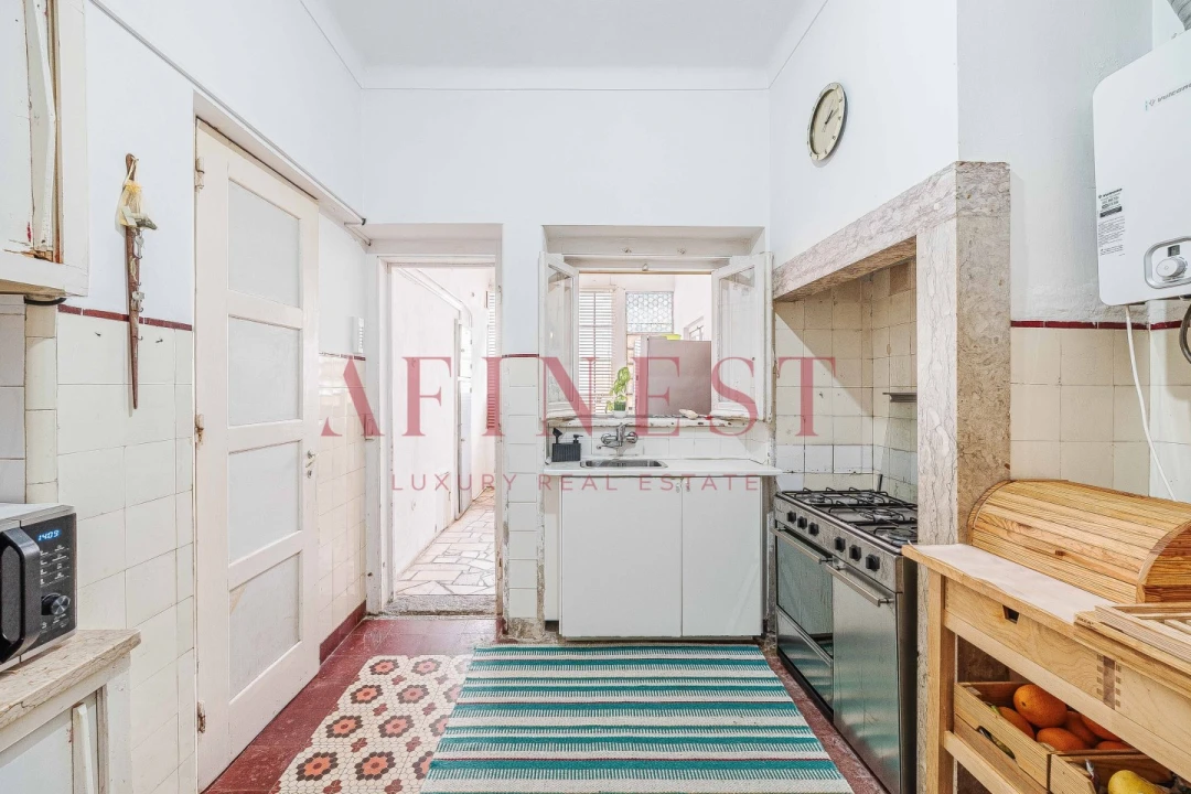 Moradia T5 para Venda em Carcavelos e Parede Foto 31